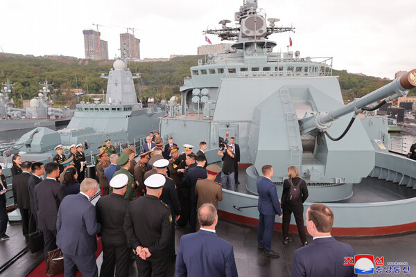 ▲ 김정은 북한 국무위원장이 16일 러시아 블라디보스토크를 방문했다고 북한 관영 조선중앙통신이 17일 보도했다. (사진제공=연합뉴스)