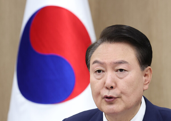 윤석열 대통령이 10일 서울 용산 대통령실 청사에서 열린 국무회의에서 발언하고 있다(연합뉴스)