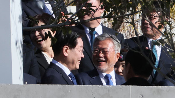 문재인 전 대통령과 이재명 대표 (이미지= 연합뉴스)