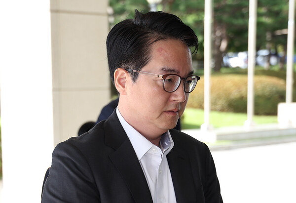 심우정 검찰총장이 4일 오전 서울 서초구 대검찰청으로 출근하고 있다(연합뉴스)