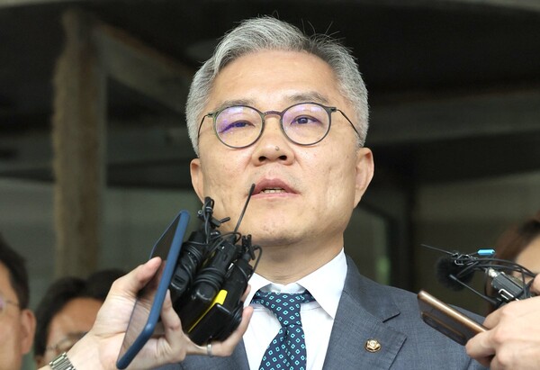 국민의힘 추경호 원내대표가 6일 국회에서 국정감사 및 현안 관련 기자간담회를 하고 있다(연합뉴스)