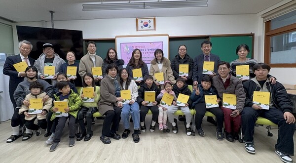 성주 작은 출판기념회 단체사진 [인추협]