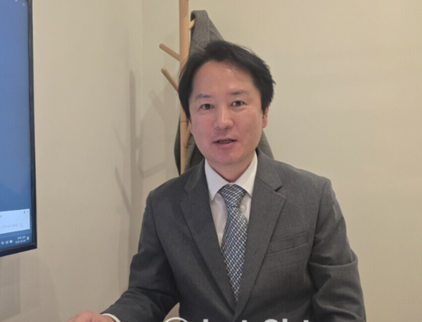 MBC제3노조 강명일 위원장이 인터뷰를통해 오요안나 사건에 대해 설명하고 있다.(이미지-뉴스웍스)