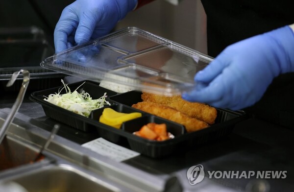 음식 포장 [사진제공=연합뉴스] ※ 기사와 무관한 사진