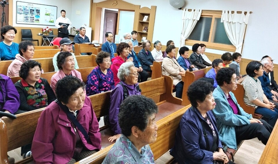 양구 실버대잔치, 어르신들 웃음꽃 만발…다채로운 행사 '호평'