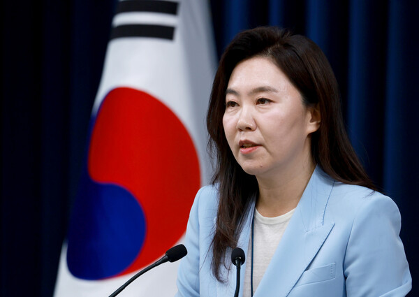 강유정 대통령실 대변인이 13일 서울 용산 대통령실 청사에서 현안 브리핑을 하고 있다(연합뉴스)