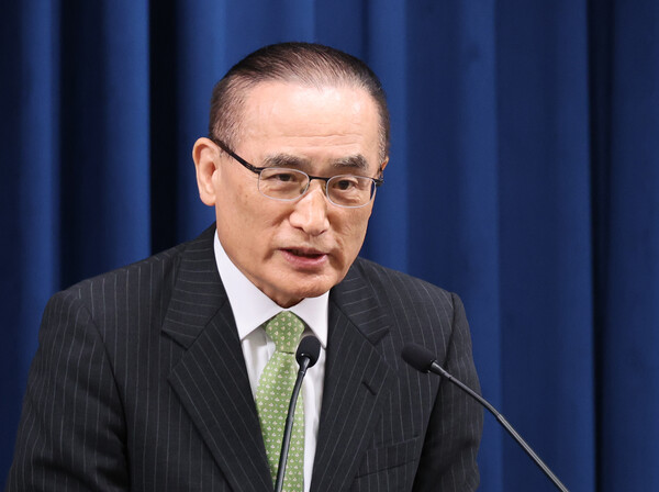 위성락 국가안보실장이 15일 서울 용산 대통령실에서 이재명 대통령 캐나다 G7 정상회의 참석 관련 설명을 하고 있다(연합뉴스)