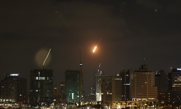 이스라엘 텔아비브에 발사된 이란 미사일 ＠연합뉴스