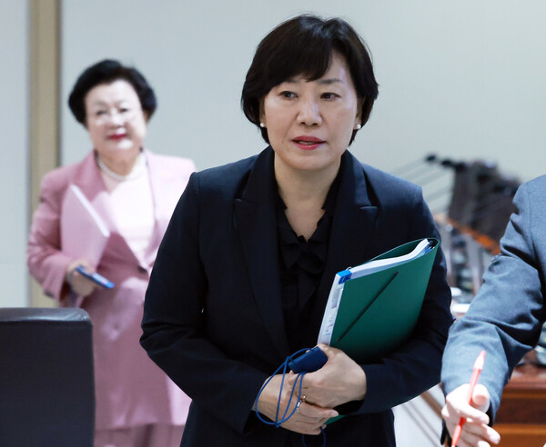 송미령 농림축산식품부 장관이 24일 서울 용산 대통령실 청사에서 열린 국무회의에 참석하고 있다(연합뉴스)