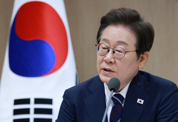  이재명 대통령이 1일 서울 용산 대통령실 청사에서 열린 국무회의에서 발언하고 있다(연합뉴스)