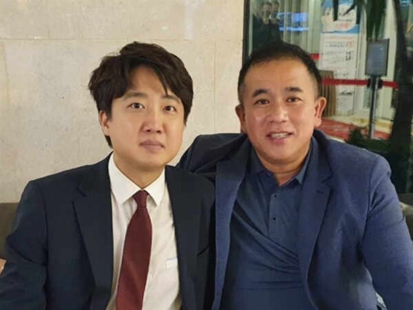 2021년 6월 3일 명태균씨가 페이스북에 올린 사진. 명씨는 사진을 올리며 