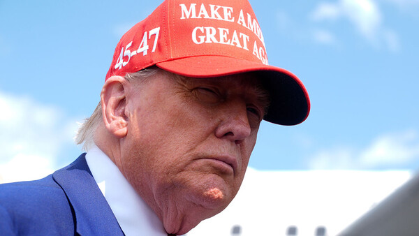 '마가' 모자 쓴 도널드 트럼프 미국 대통령(이미지-연합뉴스)