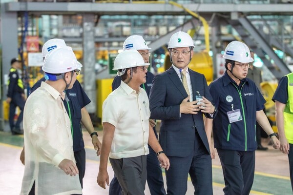 페르디난드 마르코스 주니어 필리핀 대통령과 김성준 HD한국조선해양 대표