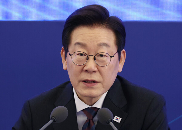  이재명 대통령이 10일 서울 마포구 프론트원에서 열린 국민성장펀드 보고대회에서 발언하고 있다(연합뉴스)