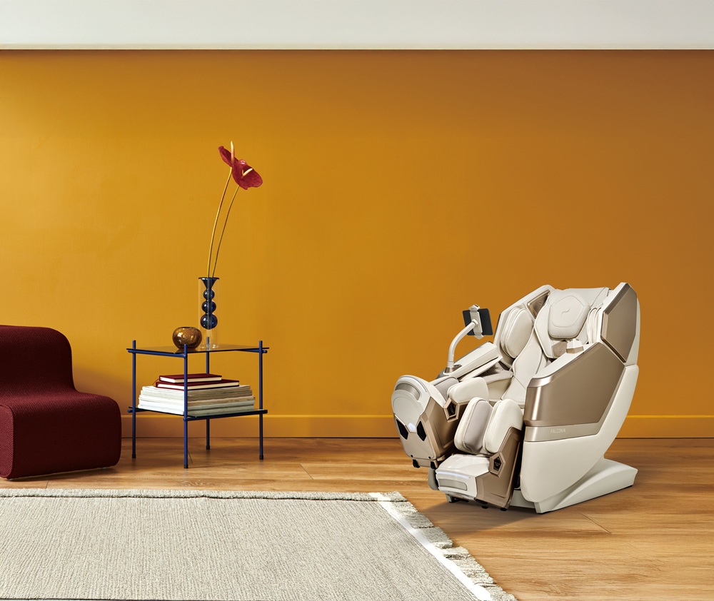 바디프랜드 다이내믹 듀얼 헬스케어로봇 '팔콘N'.