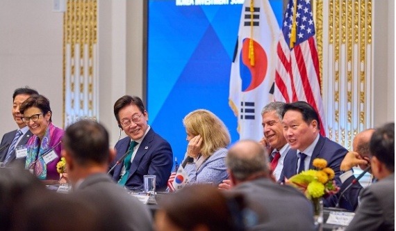 이재명 대통령이 25일(현지시간) 미국 뉴욕 증권거래소에서 열린 한국경제설명회 투자서밋을 주재했다. ＠연합뉴스