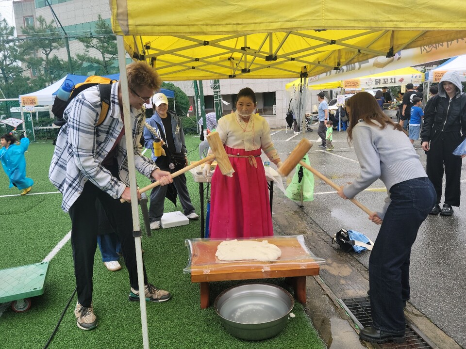 행복배달후원회, '2025 다문화 한가위 대잔치' 성료, 추석 맞아 다국적 화합의 장 펼쳐