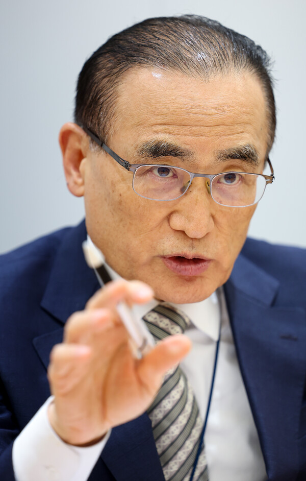 위성락 국가안보실장이 29일 용산 대통령실에서 진행된 출입 통신사 기자들과 인터뷰하고 있다(연합뉴스)