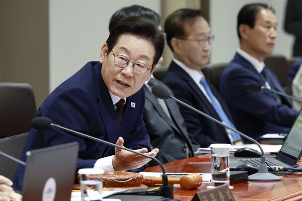 이재명 대통령이 14일 서울 용산 대통령실 청사에서 열린 국무회의에서 발언하고 있다(연합뉴스_