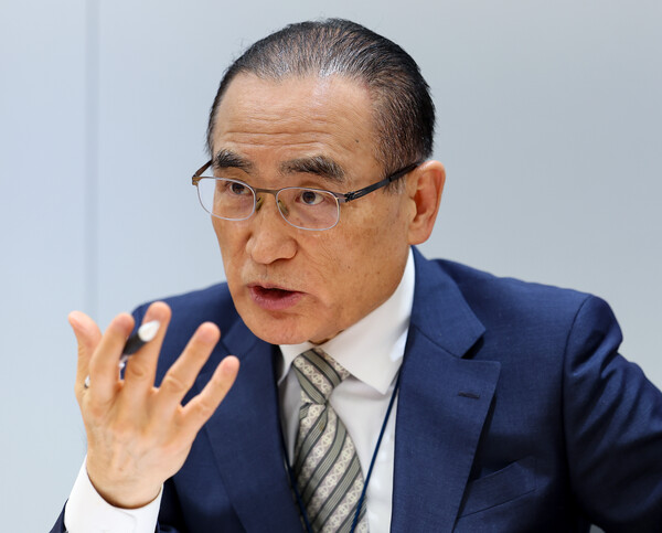 위성락 국가안보실장이 29일 용산 대통령실에서 출입 통신사 기자들과 인터뷰를 하고 있다(연합뉴스)