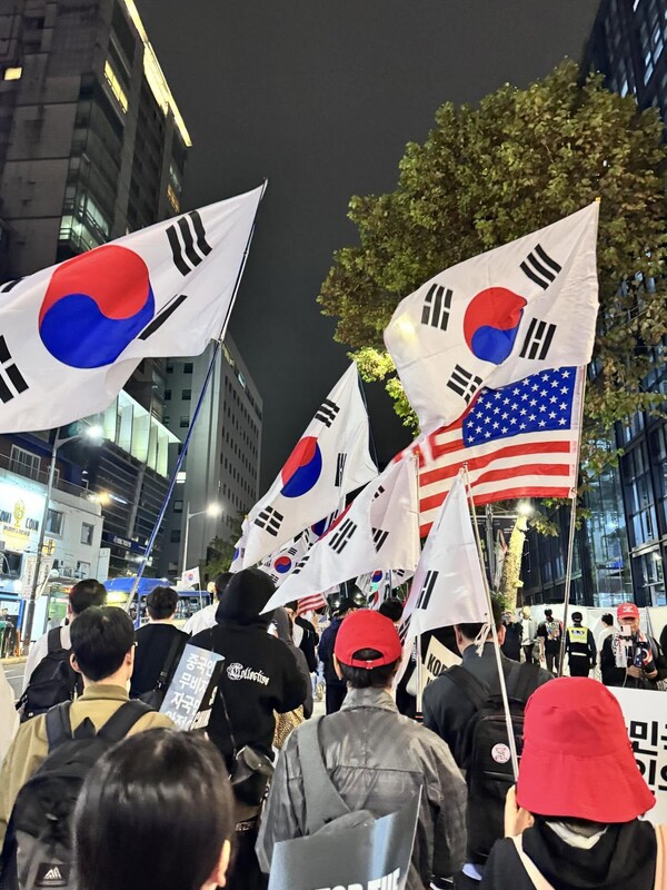 [오피니언] “대한민국의 안전은 정부가 아니라 깨어 있는 국민들의 손에 달려 있다”/ 사진출처=SNS캡쳐