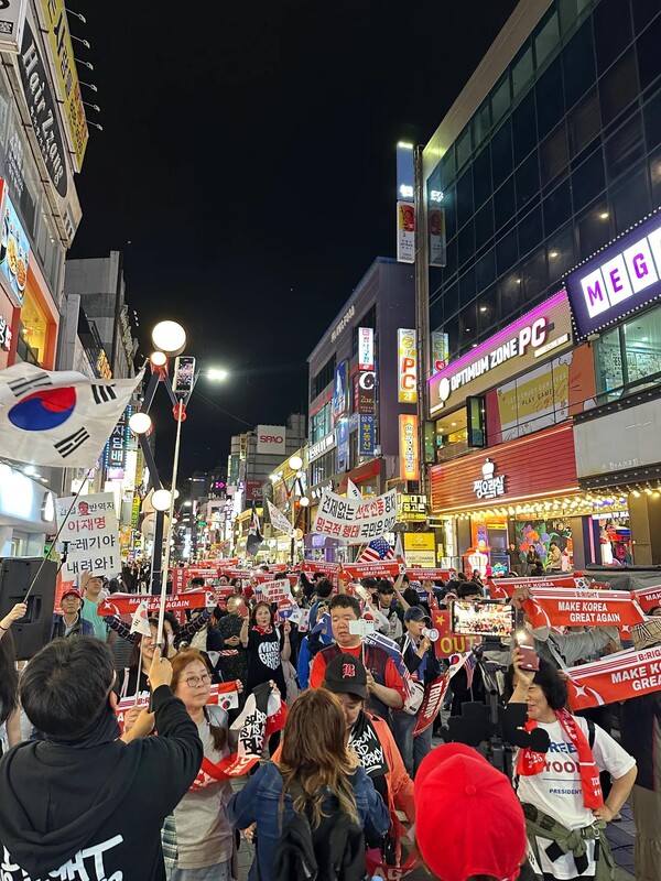 [오피니언] “대한민국의 안전은 정부가 아니라 깨어 있는 국민들의 손에 달려 있다”/ 사진출처=SNS캡쳐