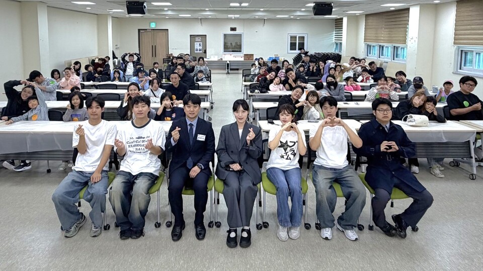 양구 청춘인성교육원, '가족힐링데이 우리가족 레터링 케이크 만들기' 성황리에 마쳐