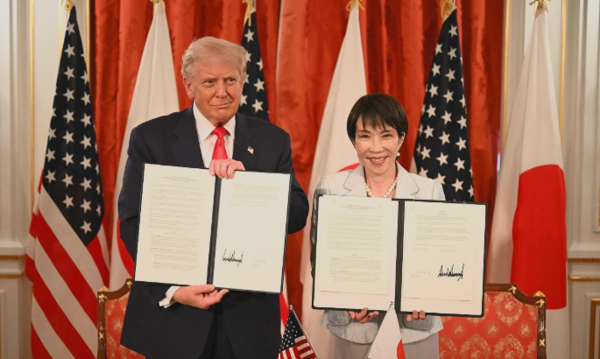 28일(현지 시간) 도쿄에서 도널드 트럼프 미국 대통령과 다카이치 사나에 일본 총리가 정상회담을 갖고 희토류와 핵심광물의 안정적 공급을 위한 양국 협력을 강화하기로 했다 [사진=연합뉴스]