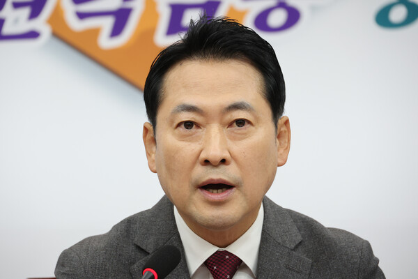  국민의힘 장동혁 대표가 3일 서울 여의도 국회에서 열린 최고위원회의에서 발언하고 있다.(연합뉴스)