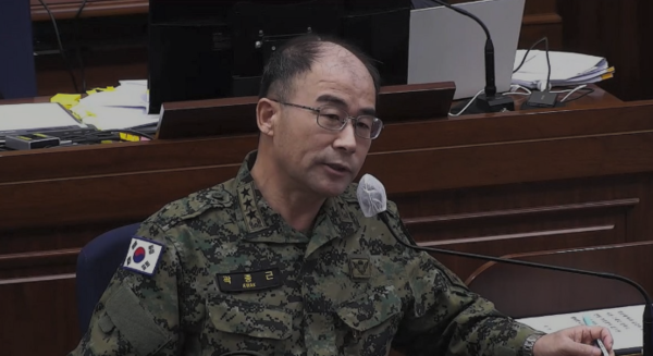 곽종근 전 육군 특수전사령관이 지난 3일 서울 서초구 서울중앙지법에서 열린 윤석열 전 대통령의 내란 재판에 증인으로 출석하고 있다.(사진=연합뉴스)