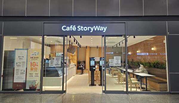 코레일유통 카페스토리웨이 익산역 매장 [사진=코레일유통]