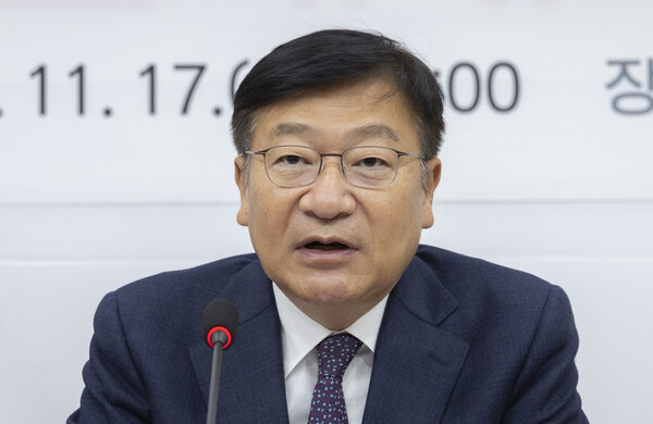 <b>국민의힘</b>, 내년 지방선거 앞두고 '현직 단체장 성적표' 만든다… 정량·...
