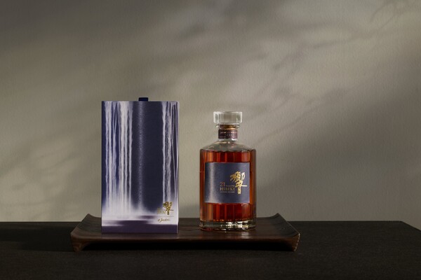 히비키 21년 히로시 센주. 사진 제공=신라면세점.