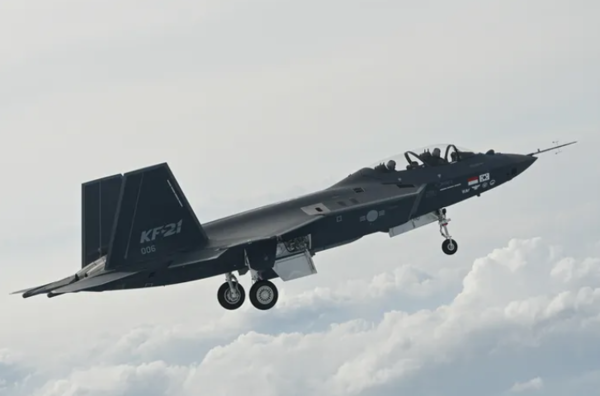 '보라매' 비상 임박...KF-21, 개발 넘어 전력화 단계로 - 뉴스 썸네일 이미지