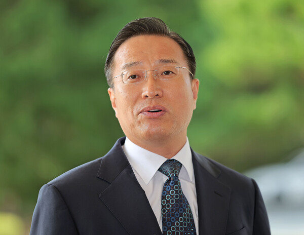 이정현 검찰총장 대행 첫 출근길 "공소취소, 진상조사 결과 봐야"...서정... - 뉴스 썸네일 이미지