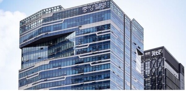 CJ그룹, 다우키움과 손잡고 중앙일보 인수전 참여...본입찰 흥행하나 - 뉴스 썸네일 이미지